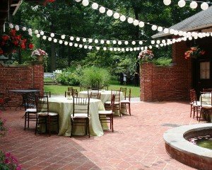 Courtyard dining with lanterns