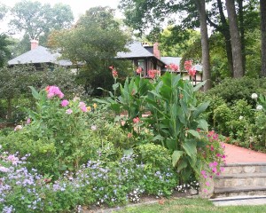 Spring 2009 Gramercy Mansion and Walkway 3