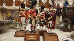 International soldier figurines - holiday gift for him