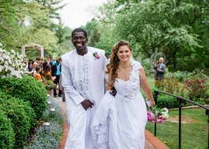 April garden wedding by Mary Brunst Photography | Gramercy Mansion | Maryland wedding venue