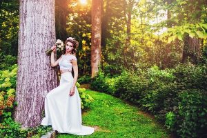 Photos by Cesar Chavez Photography | Stylized bridal photo shoot at Gramercy Mansion