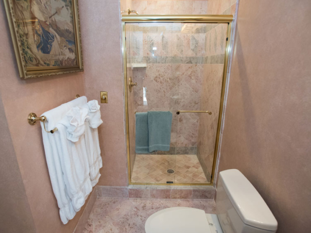 Magnolia Room Bathroom Gramercy Mansion