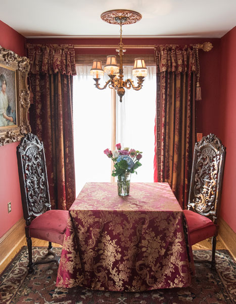 Tudor Room at Gramercy Mansion Bed & Breakfast